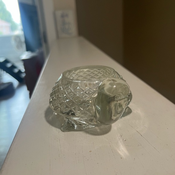 Vintage Avon Pressed Crystal Glass Turtle Tea Light Votive Candle Holder - Picture 6 of 8